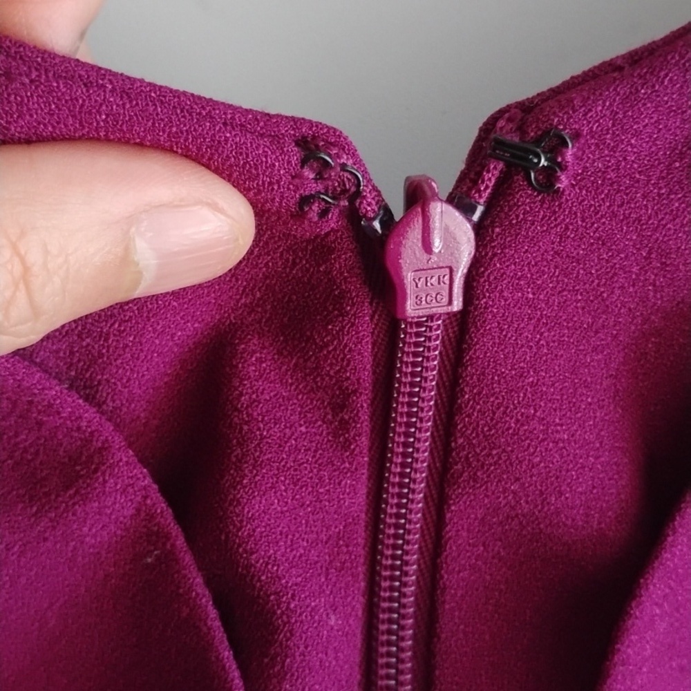 Dress the Population Dark Magenta Corey Dress. Size M - Picture 11 of 16